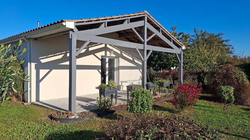 Maison - 83 m² - 3 pièces