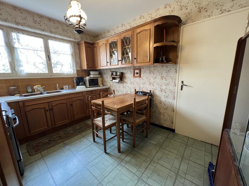 Maison - 92 m² - 5 pièces