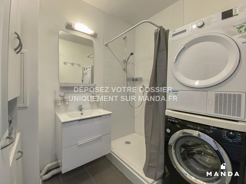 Chambre - 11 m² - 4 pièces