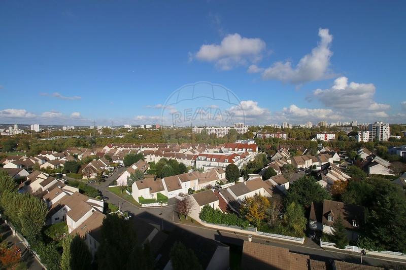 Appartement - 81 m² - 5 pièces