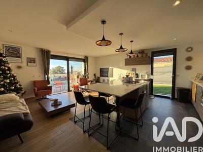 Maison - 120 m² - 5 pièces