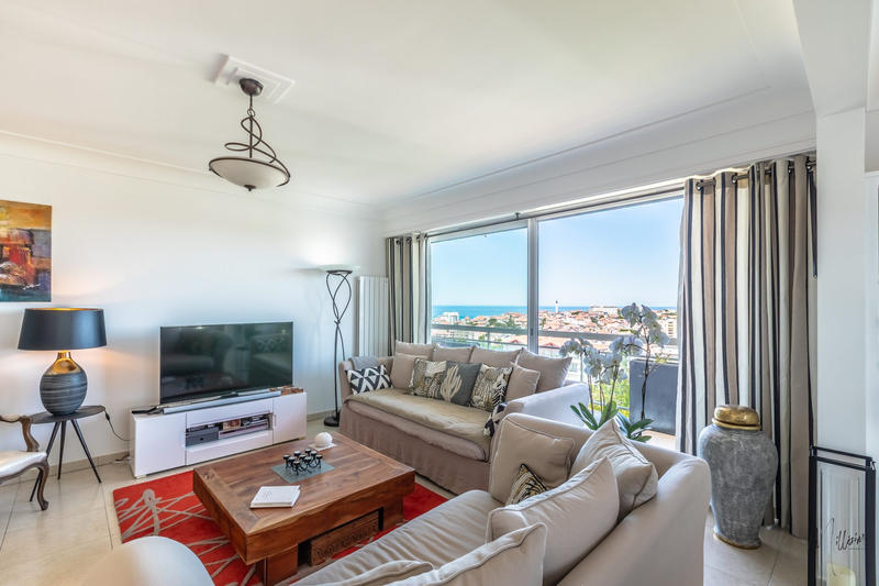 Appartement - 81 m² - 3 pièces