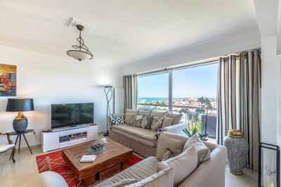 Appartement - 81 m² - 3 pièces