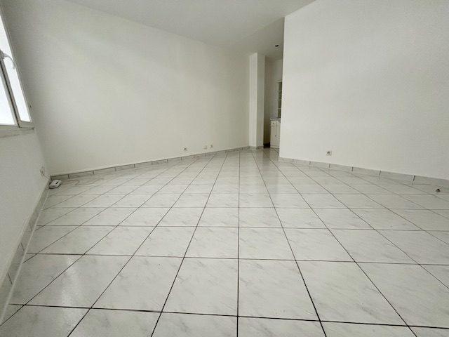 Appartement - 18 m² - 1 pièce