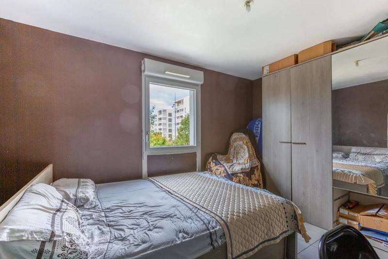 Appartement - 83 m² - 4 pièces