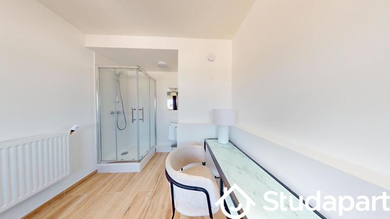 Chambre - 16 m² - 1 pièce