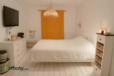 Pavillon - 168 m² - 7 pièces