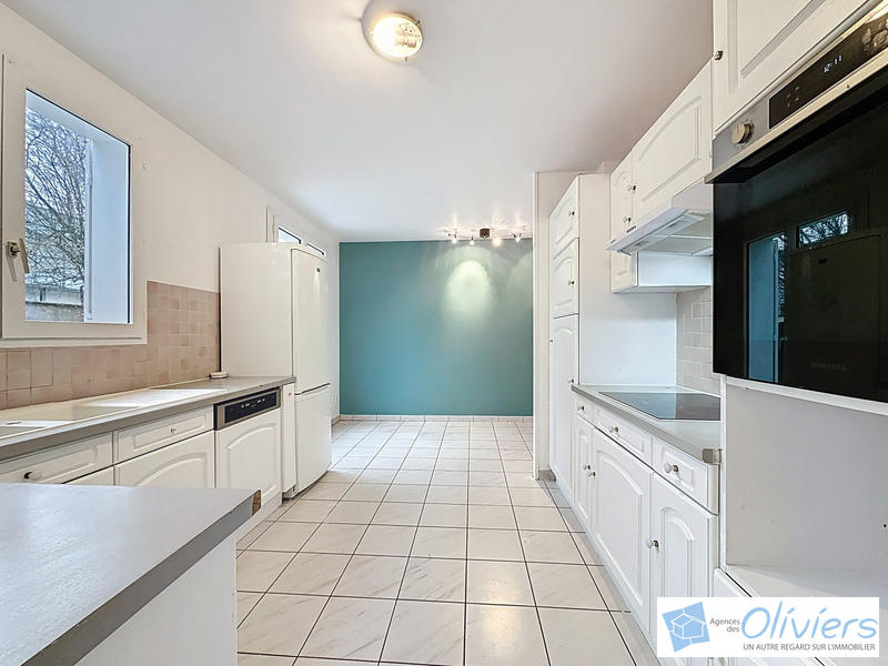 Maison - 159 m² - 7 pièces