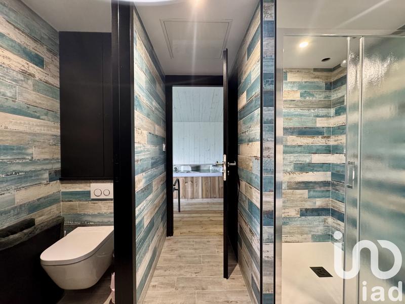 Maison - 200 m² - 6 pièces