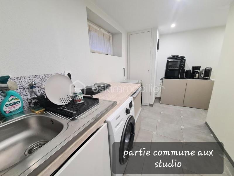 Maison - 180 m² - 9 pièces