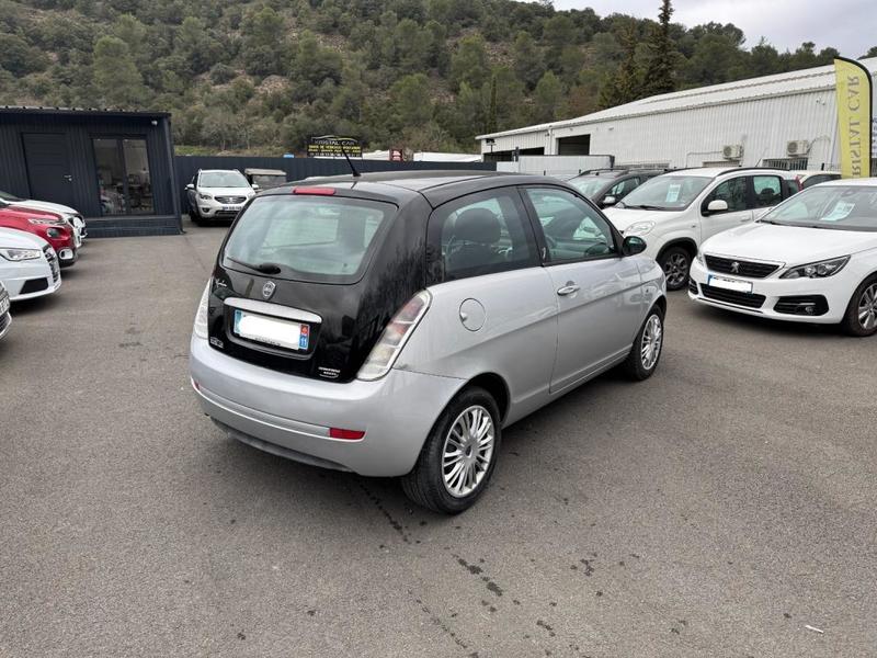 Lancia Ypsilon 1.2i