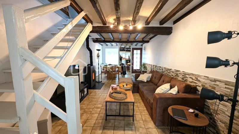 Maison ancienne - 92 m² - 8 pièces