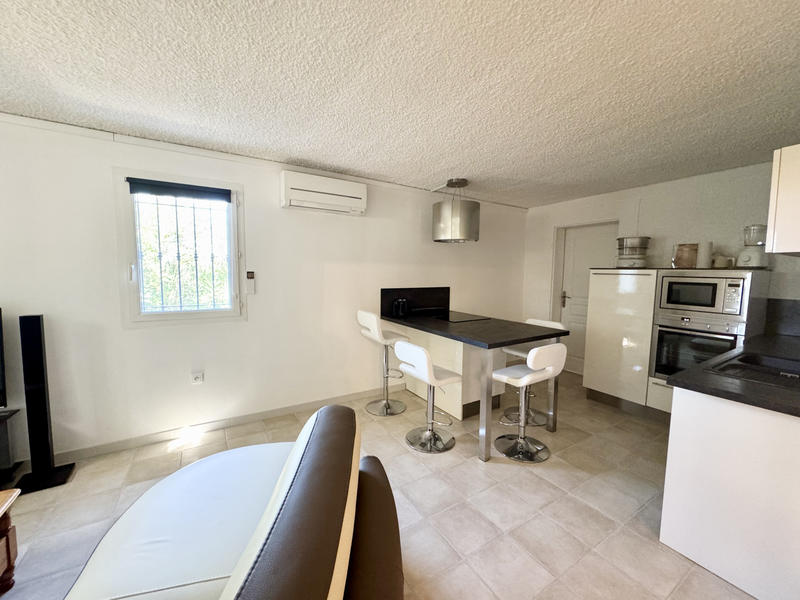 Villa - 240 m² - 8 pièces