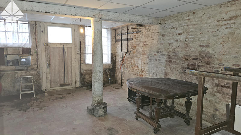 Maison - 95 m² - 6 pièces