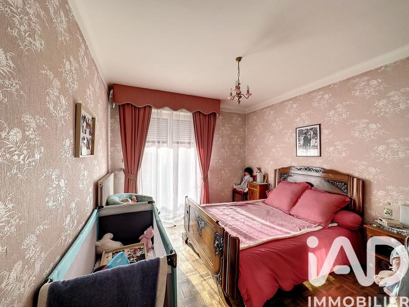 Maison - 140 m² - 8 pièces