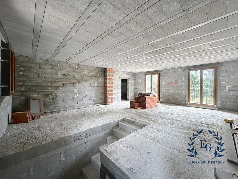 Bastide - 300 m² - 6 pièces