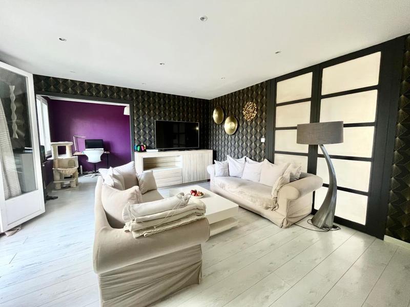 Appartement - 85 m² - 4 pièces