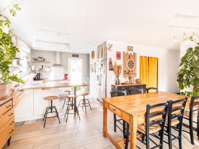 Maison - 98 m² - 4 pièces