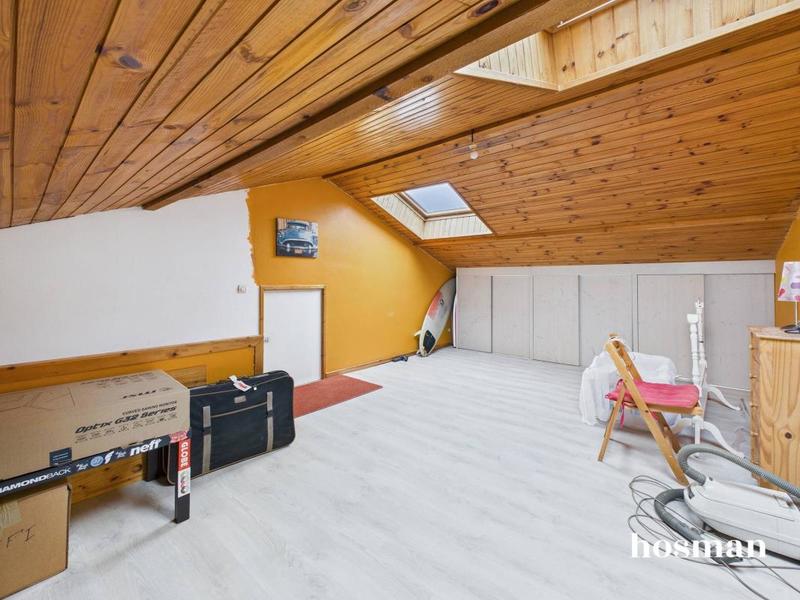Maison - 107 m² - 6 pièces