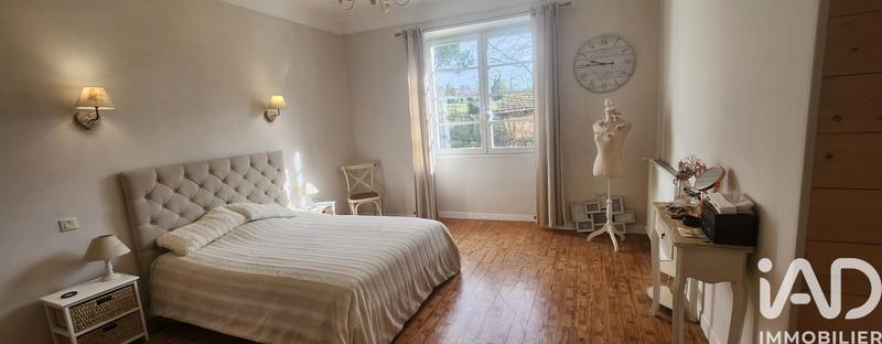 Maison - 270 m² - 6 pièces