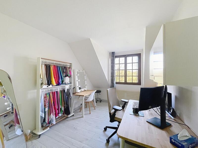 Maison - 92 m² - 4 pièces