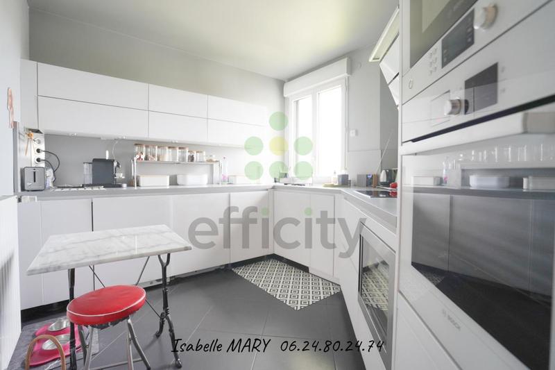 Appartement - 90 m² - 3 pièces