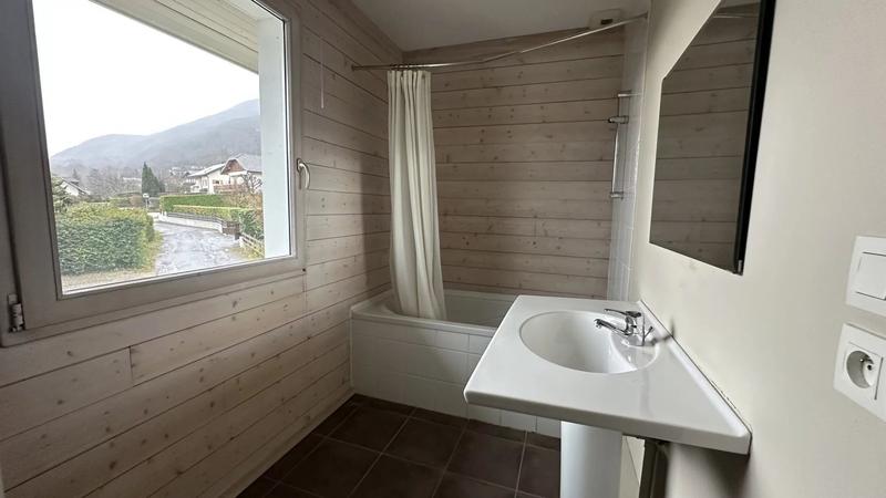 Maison - 137 m² - 6 pièces