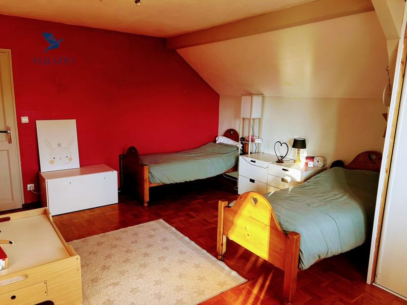 Villa - 261 m² - 8 pièces