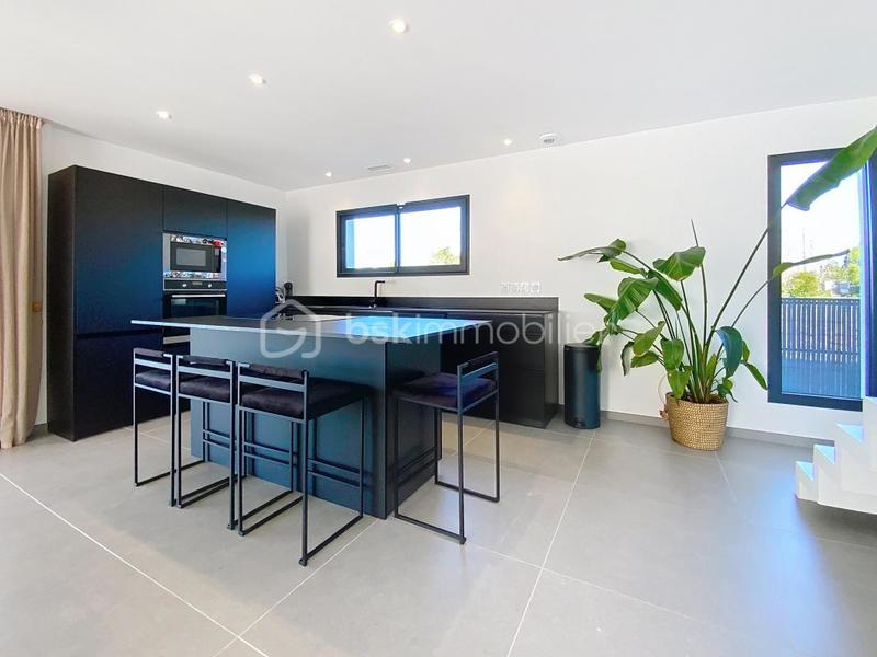 Maison - 109 m² - 4 pièces