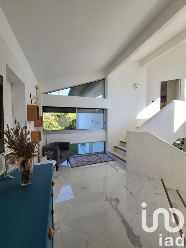 Maison de maîtres - 280 m² - 9 pièces