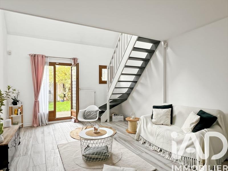 Maison - 80 m² - 6 pièces