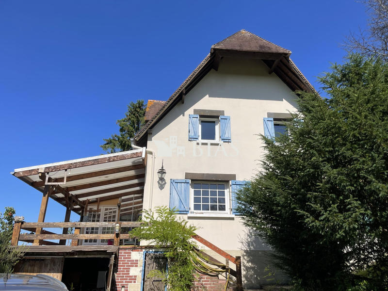 Maison - 170 m² - 6 pièces