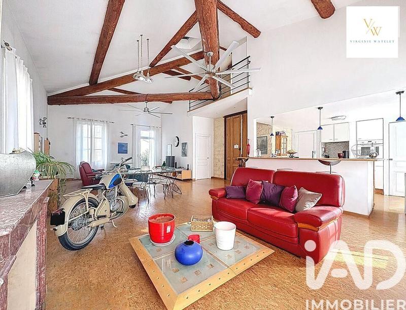 Maison - 210 m² - 7 pièces