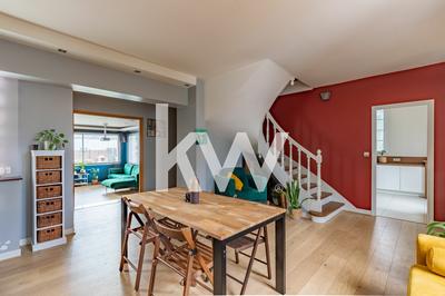 Maison - 143 m² - 6 pièces