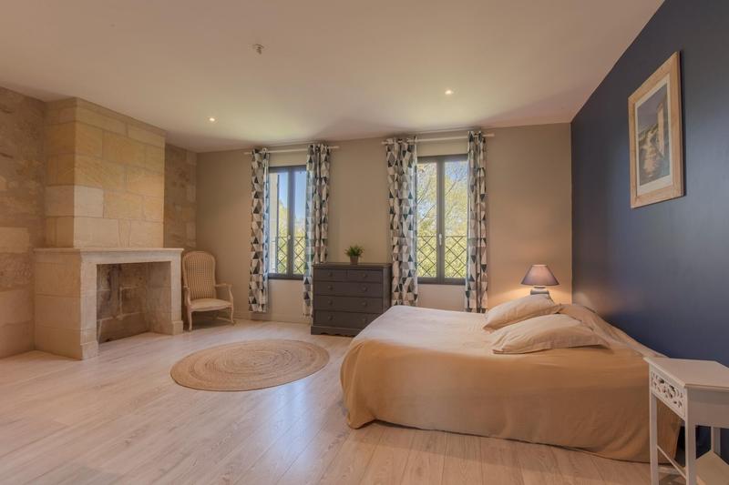 Maison de maîtres - 330 m² - 7 pièces