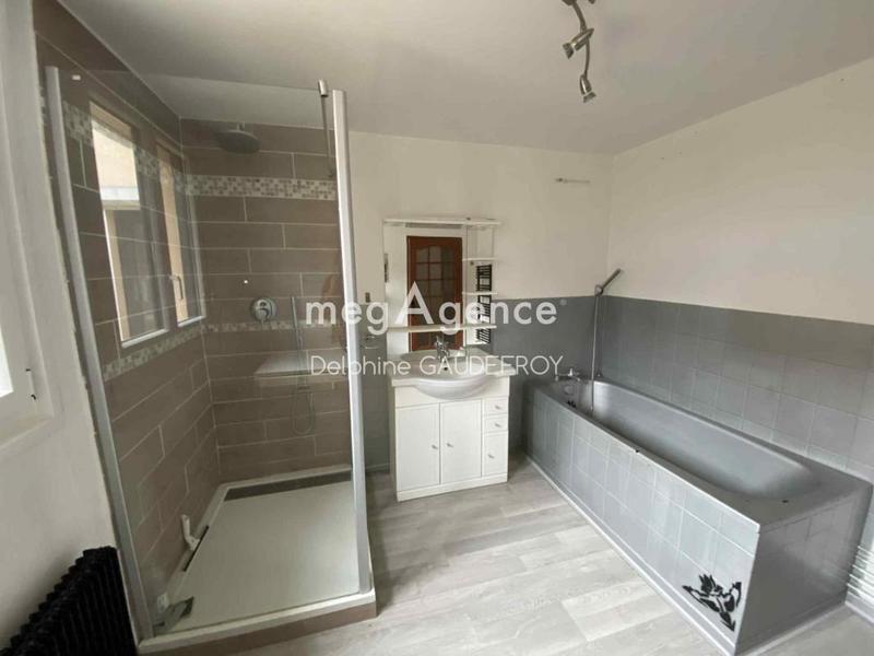 Maison - 103 m² - 4 pièces