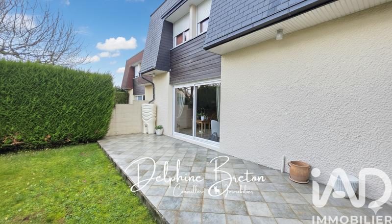 Maison - 90 m² - 4 pièces