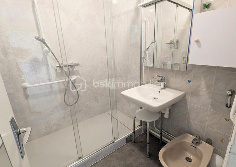 Appartement - 30 m² - 2 pièces