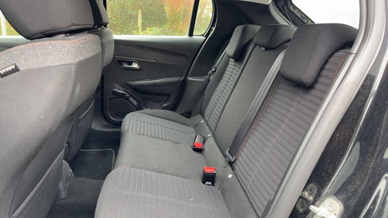 Peugeot 208 1.2 PureTech 100 Active