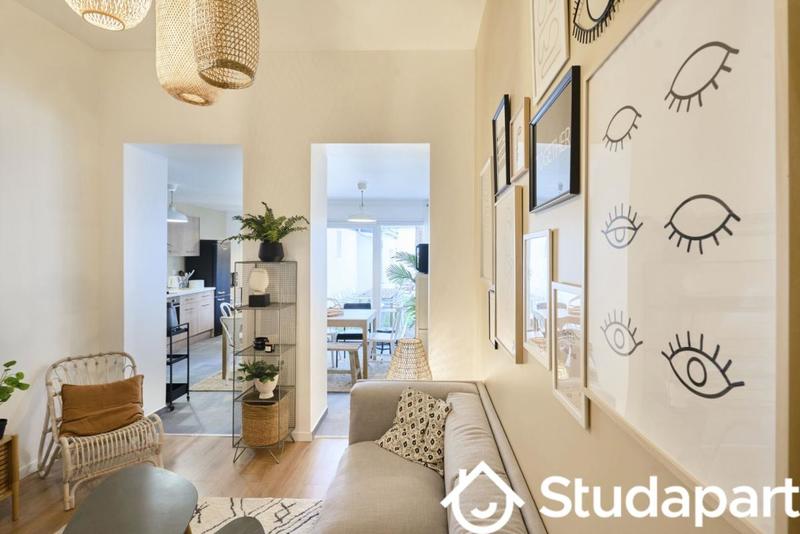 Chambre - 12 m² - 1 pièce