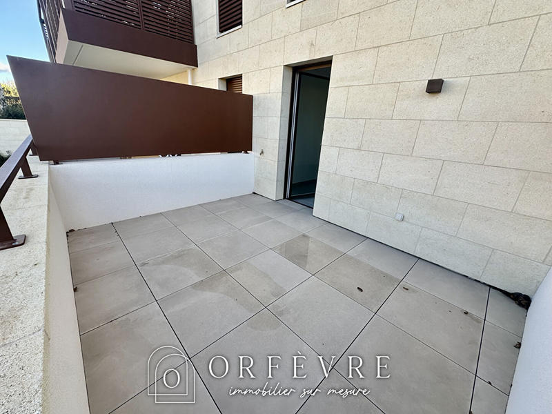 Appartement - 77 m² - 3 pièces