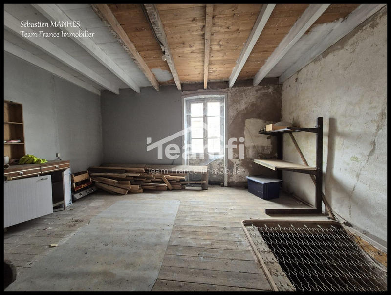 Maison - 157 m² - 8 pièces