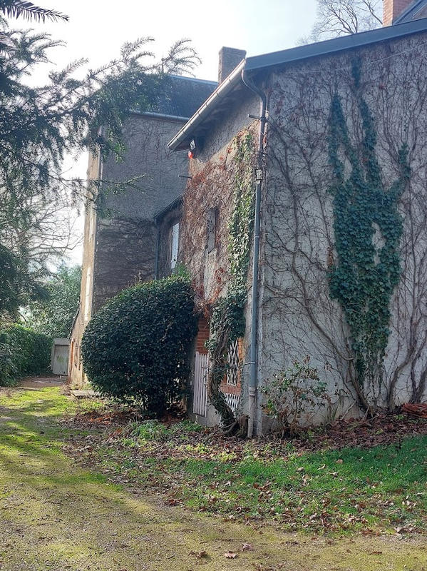 Propriété - 350 m² - 12 pièces