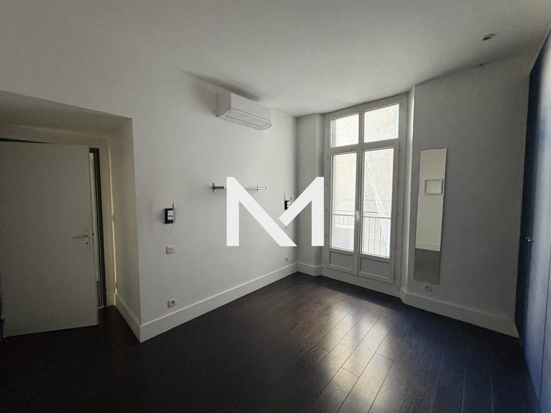 Appartement - 93 m² - 4 pièces