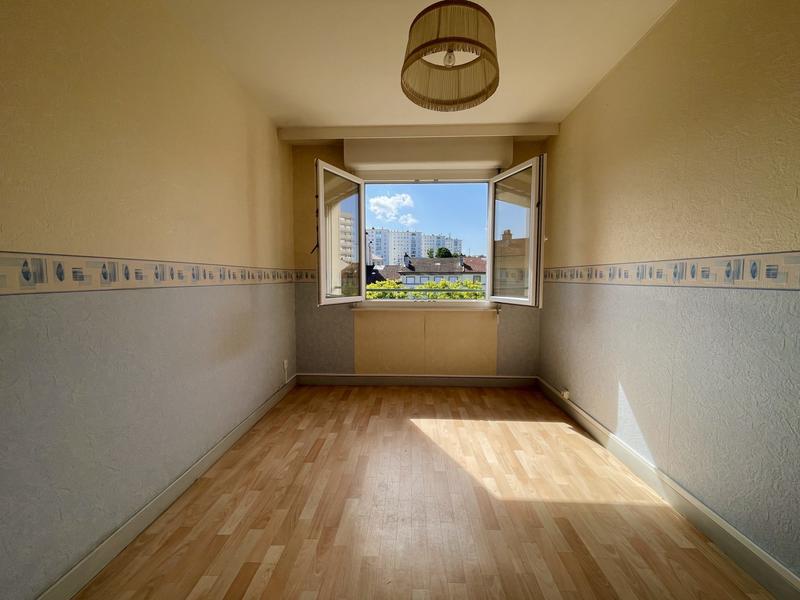 Appartement - 72 m² - 3 pièces