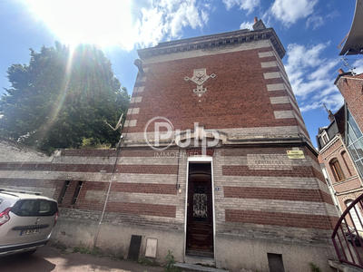 Immeuble - 140 m² - 7 pièces