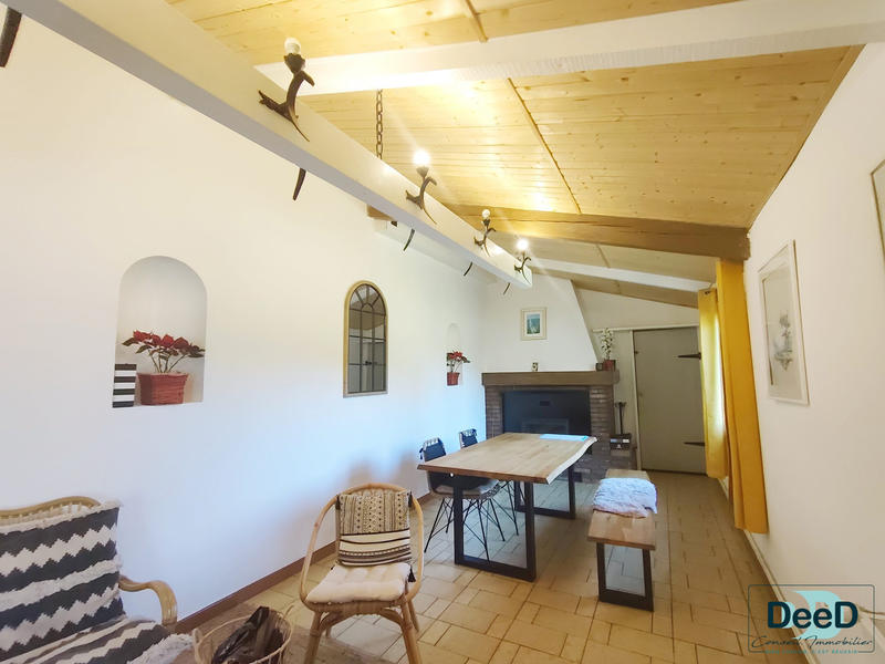 Villa - 252 m² - 7 pièces