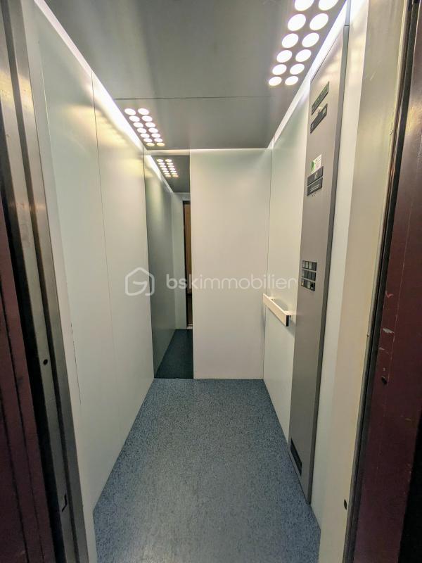 Appartement - 79 m² - 4 pièces