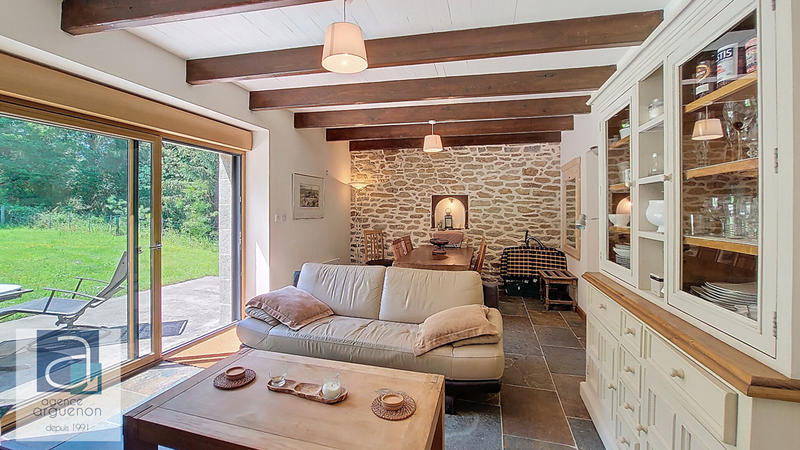 Maison - 224 m² - 7 pièces