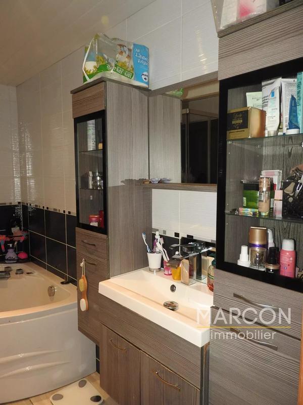 Maison - 97 m² - 4 pièces